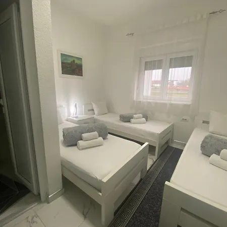 Hostel Safir Loznica