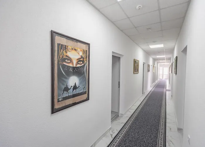 Safir بيت شباب لوزنيكا